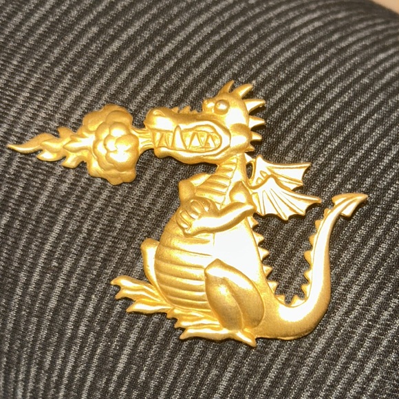 Vintage Large Mythical Dragon Pin - Picture 4 of 4